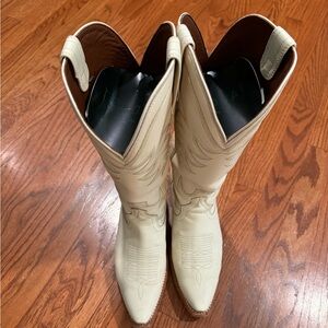 Tecovas Annie - Bone Size 9